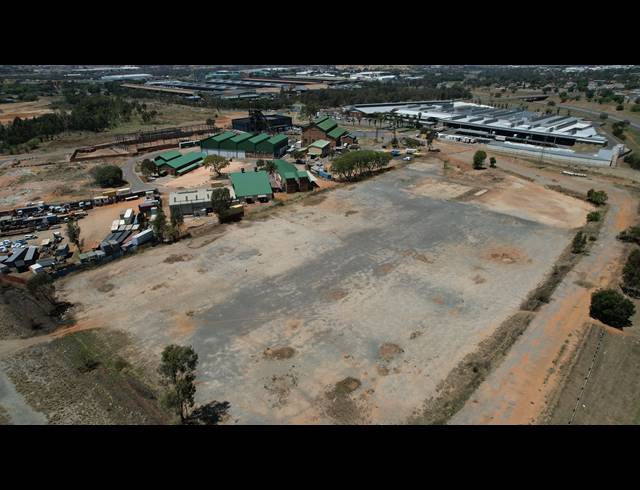 19,042M² VACANT LAND FOR SALE IN CITY DEEP